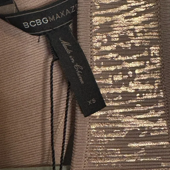BCBGMAXAZRIA “Gisela” Rose gold rayon/spandex bandage dress size XS NWT